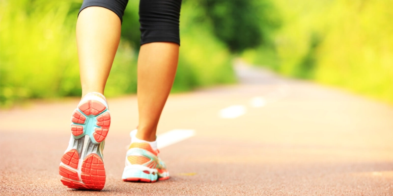 2. المشي 15 دقيقة يومياً: تمرين بسيط يصنع فرقاً كبيراً