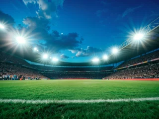 stadium-night-with-lights-crowd-people الملعب الرياضي